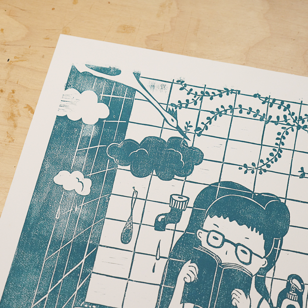 蔡詠欣 XINs《原作版畫 · 在家的日子 水槽 sink》：藍綠色調，人物與角色題材，直幅限量作品。