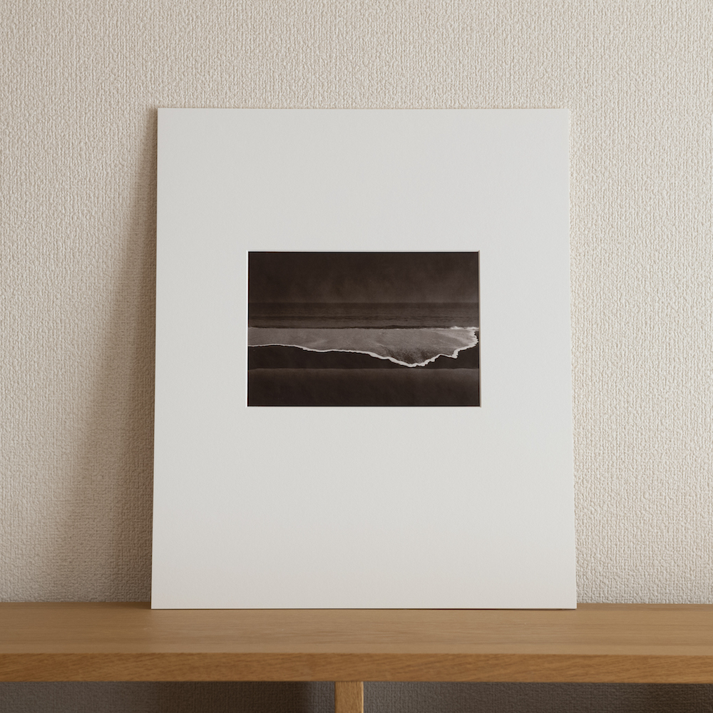 Wave Traces #9 by Kino Koike, a vertical limited-edition artwork featuring natural landscapes and photographic and realistic imagery, in black and white tones.