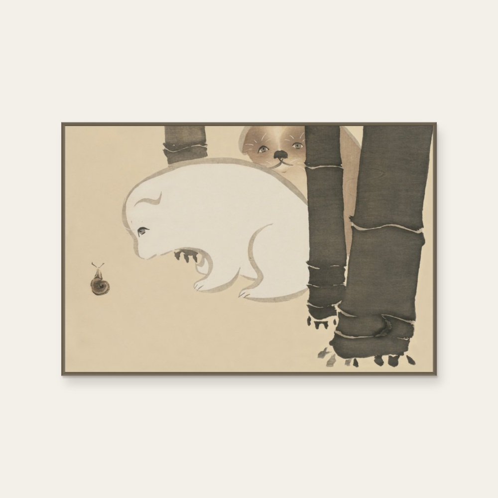 琳派《神坂雪佳 - 狗狗》：綠與奶茶／棕色調，自然風景與日本版畫題材，橫幅藝術掛畫。