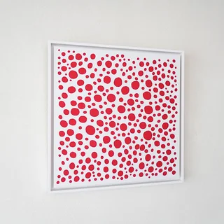 草間彌生 Yayoi Kusama《在陽光下祈願世界和平》：紅／橘色調，人物題材，海報。