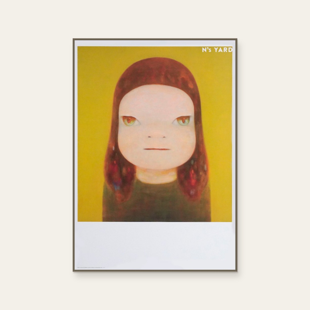奈良美智 Yoshitomo Nara《WANT TO SEE THE BRIGHT LIGHTS TONIGHT(Ｂ2)》：黃與奶茶／棕色調，角色題材，直幅海報。 產品圖片 2。