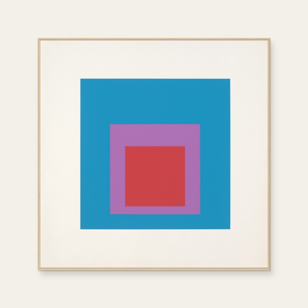 Josef Albers《Homage to the Square(Solar Resonance)》：藍與粉紅色調，抽象線條題材，方形藝術掛畫。 產品圖片 2。