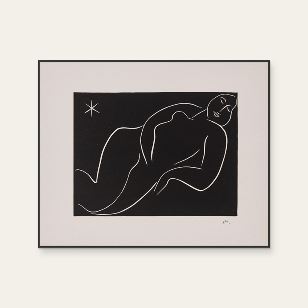 Nude with a Star — Photo 1